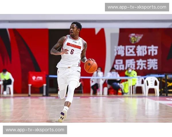 王者对决：库里与灰熊的恩怨情仇，谁主沉浮？